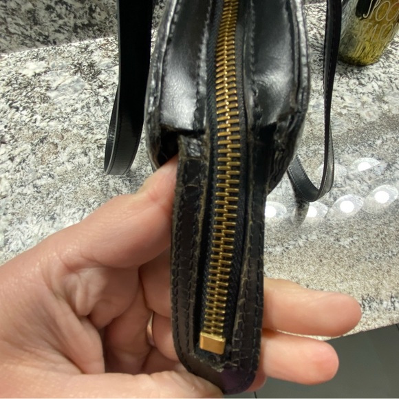 LV Black Epi Purse Authentic - Picture 3 of 13